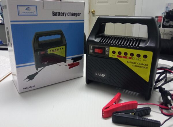 CARGADOR DE BATERIA PLASTICO 6AMP - Imagen 4