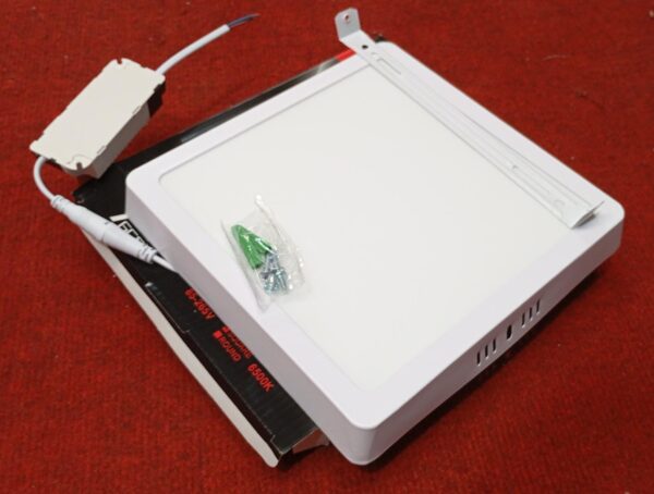 FOCO LED PANEL SOBREPUESTO CUADRADO 18W - Imagen 4