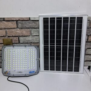 FOCO SOLAR CON PANEL CUADRADO 300W