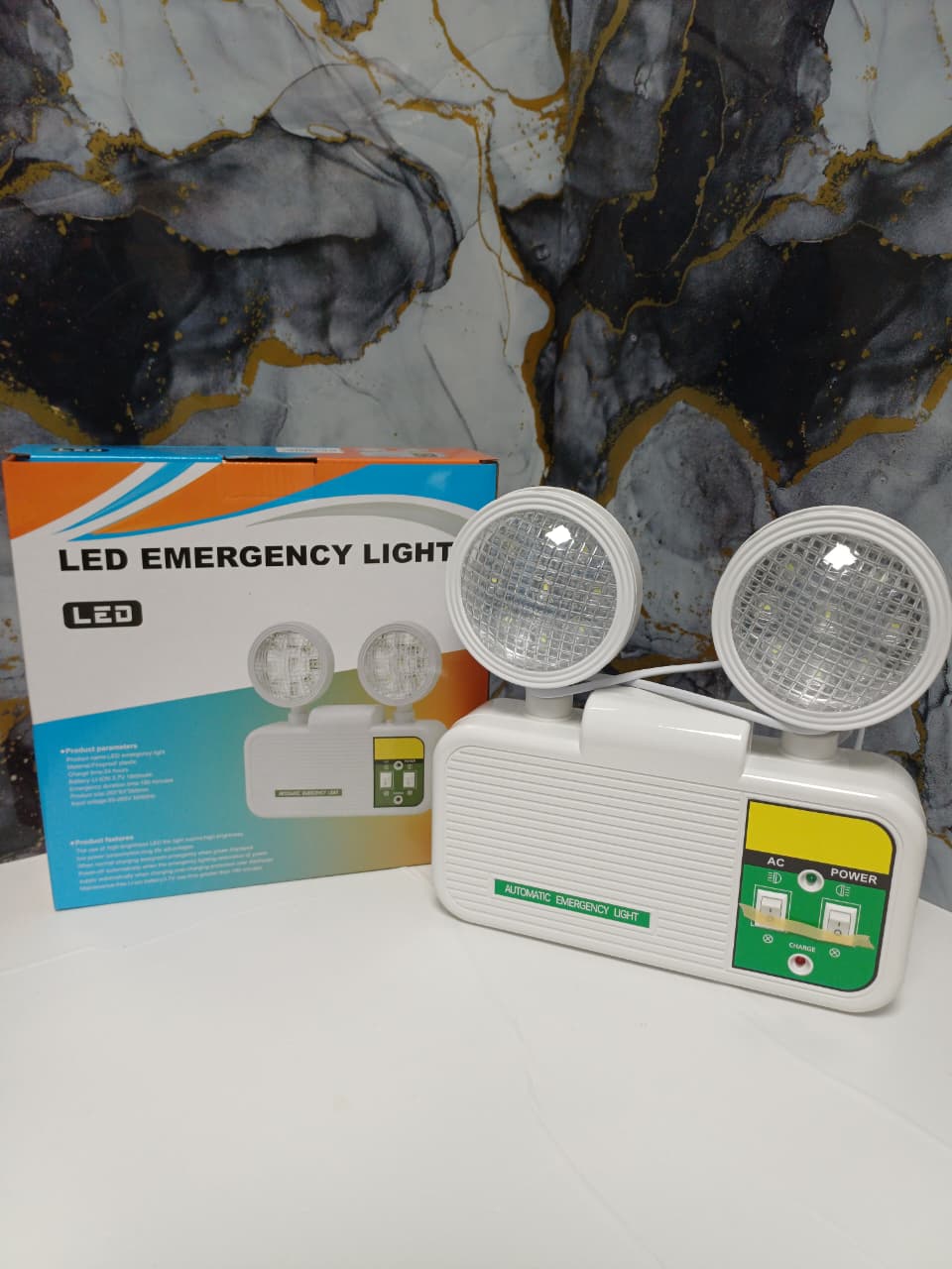 LAMPARA DE EMERGENCIA LED 2 FOCOS RECARGABLES